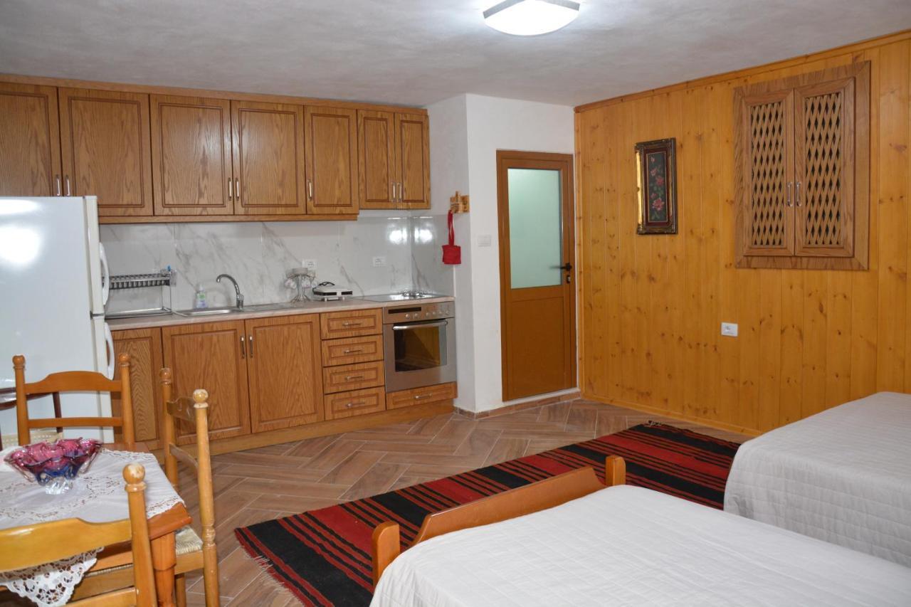 Guest House Memushi Αργυρόκαστρο Εξωτερικό φωτογραφία